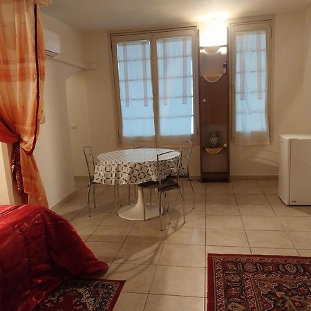 Casa Vacanza La Maison De Losyram Art Salerno Dış mekan fotoğraf