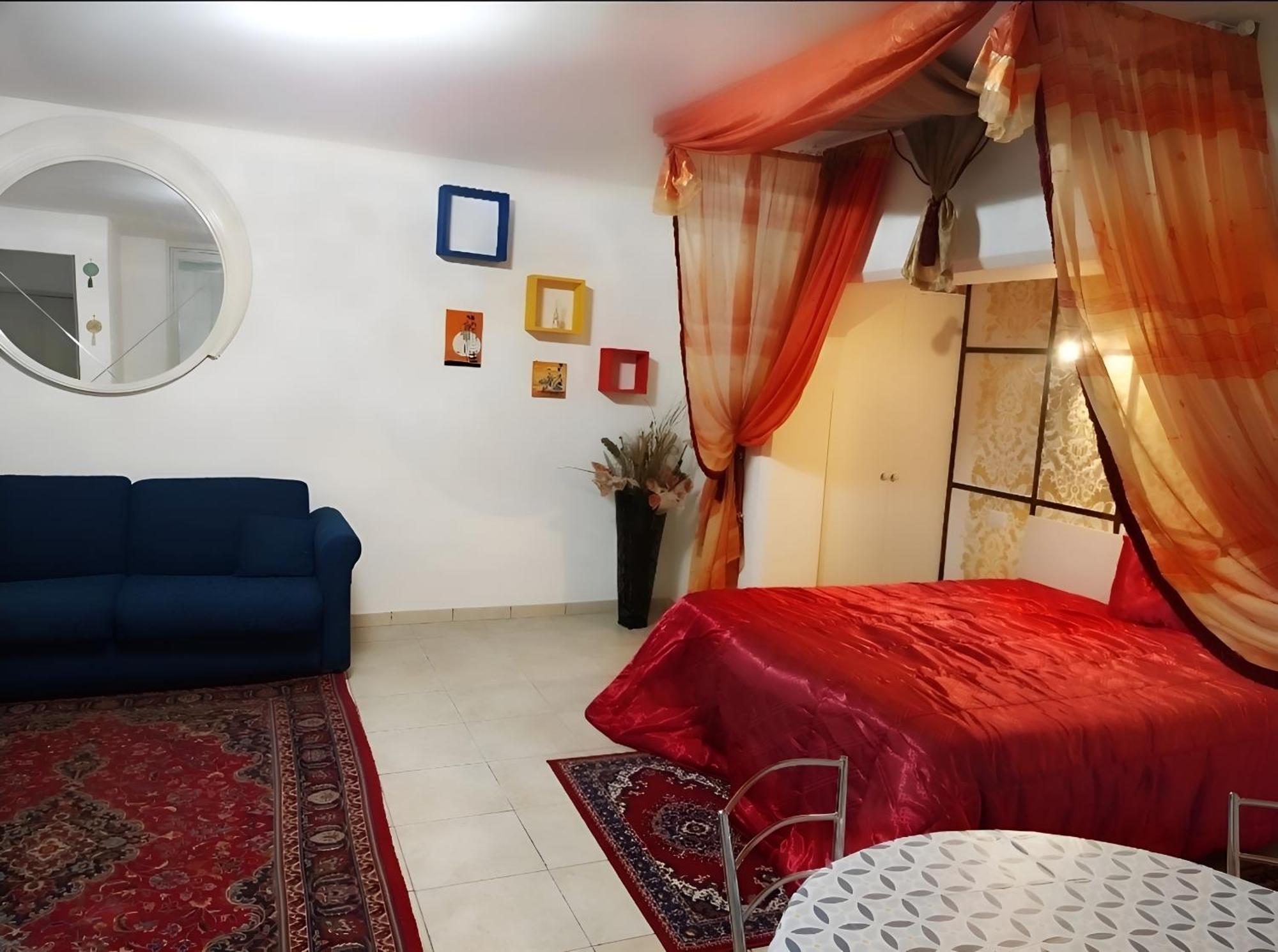 Casa Vacanza La Maison De Losyram Art Salerno Dış mekan fotoğraf