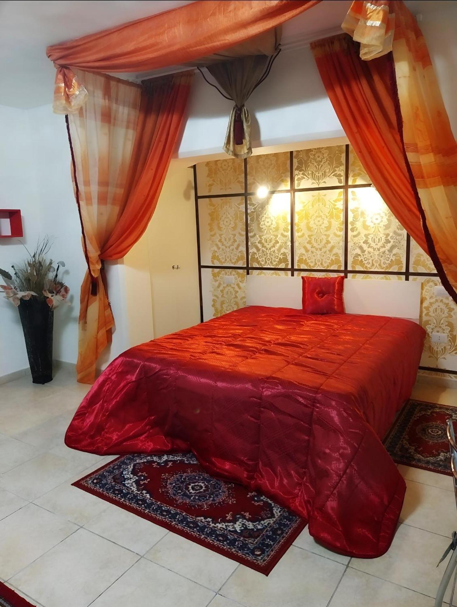 Casa Vacanza La Maison De Losyram Art Salerno Dış mekan fotoğraf