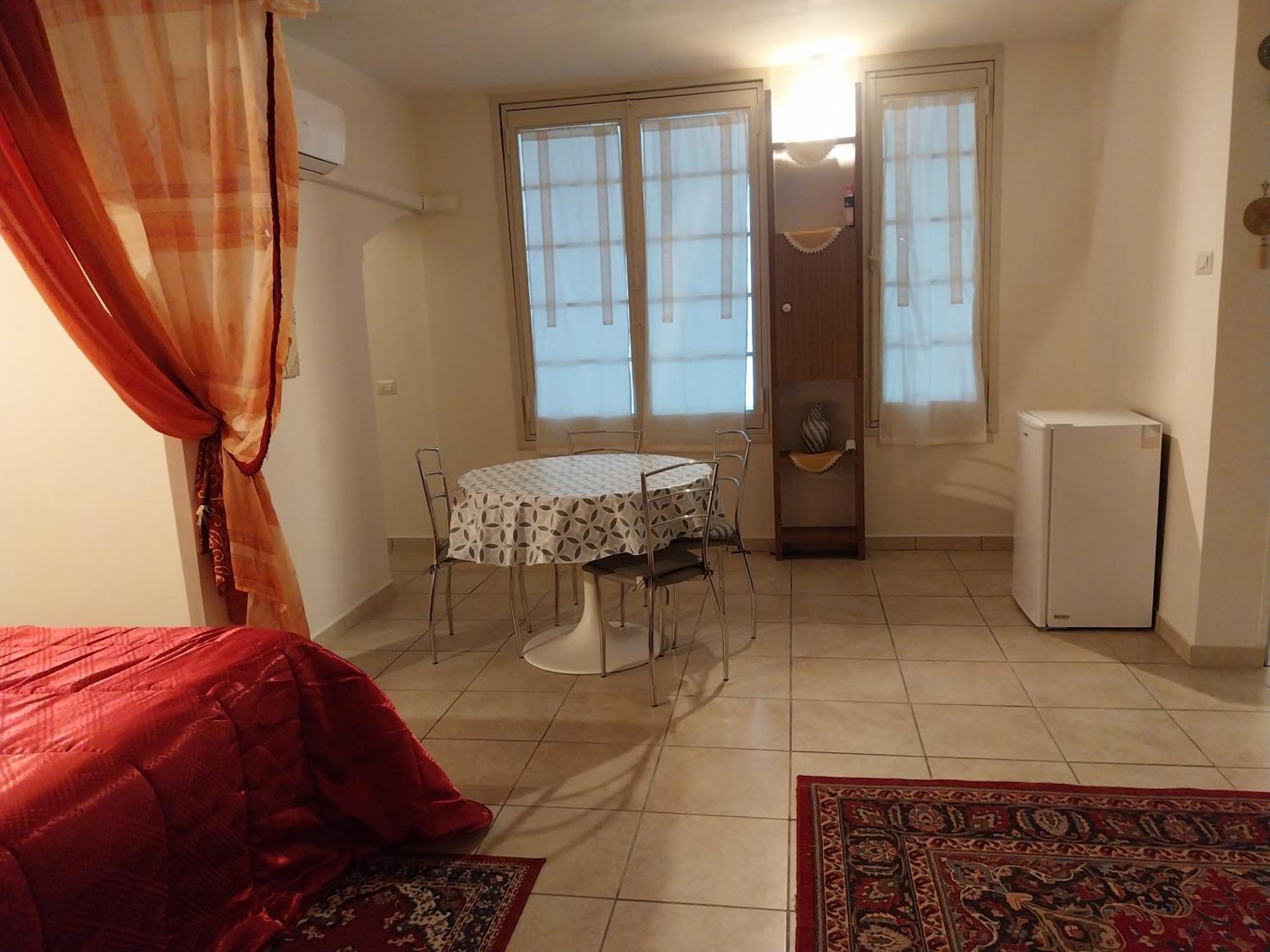 Casa Vacanza La Maison De Losyram Art Salerno Dış mekan fotoğraf