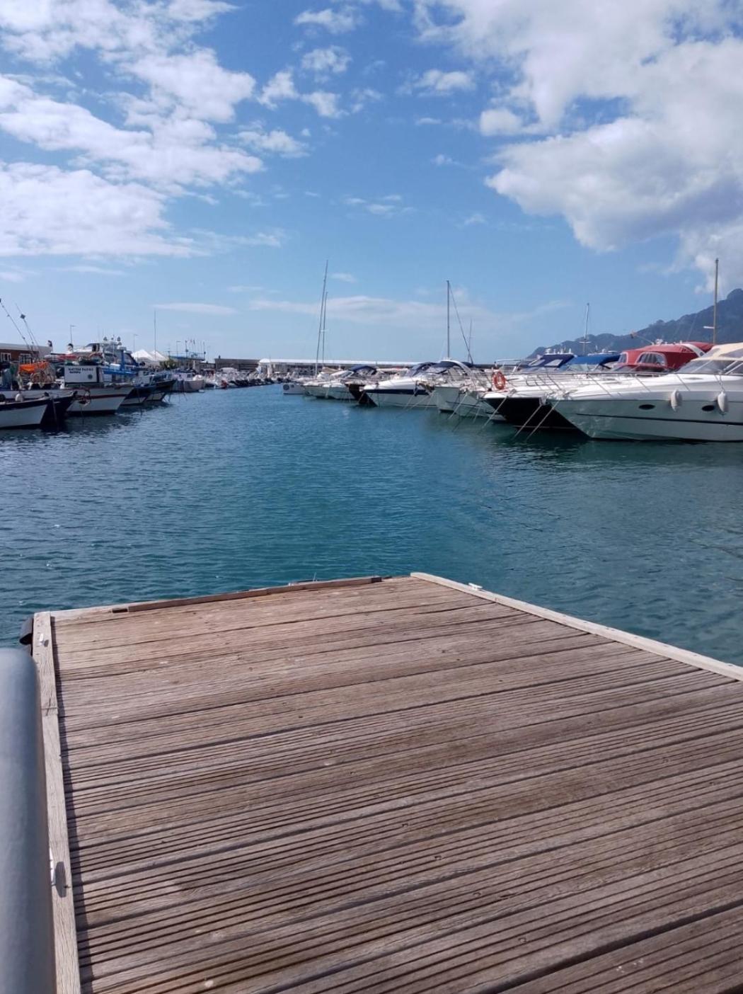 Casa Vacanza La Maison De Losyram Art Salerno Dış mekan fotoğraf